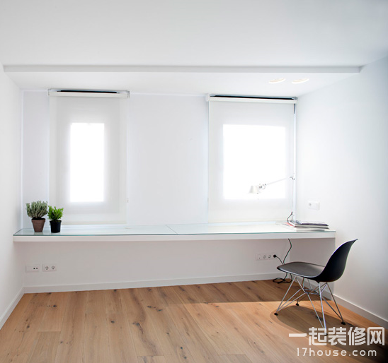 介绍装修工作室的效果图